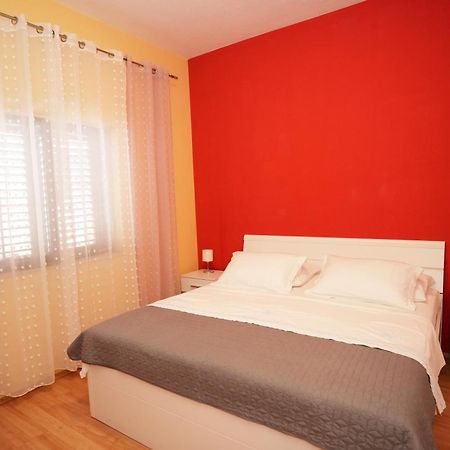Apartment Beky Podstrana Esterno foto